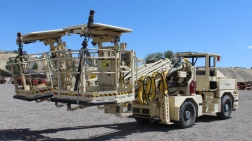 twin boom lifting vehicle normet himec 9905 bt